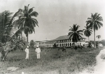 Europäisches Krankenhaus in Douala, Kamerun, ca. 1910